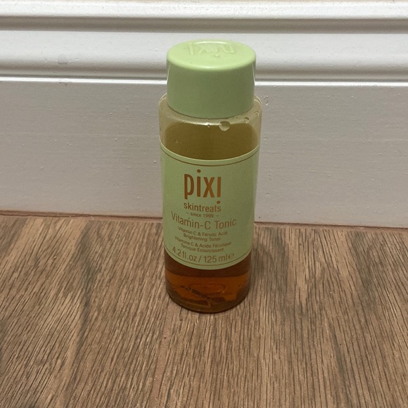 🧡 pixi skintreats vitamin-C tonic brightening toner - Picture 1 of 4